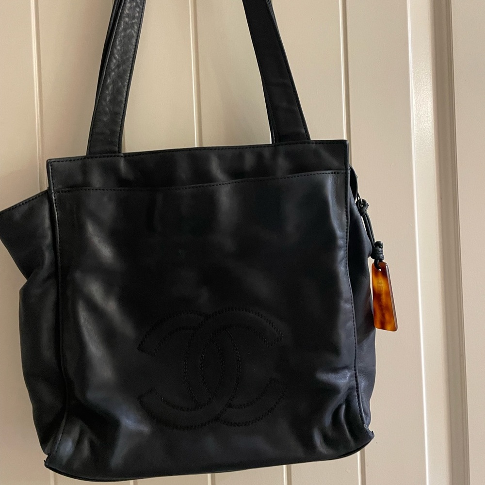 Vintage lamb skin leather Authentic Chanel tote